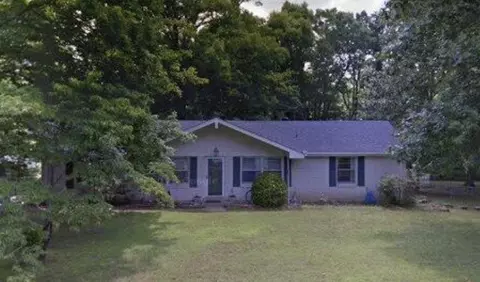 304 Cedarview Dr, Dickson, TN 37055