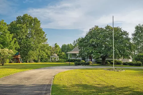 Exterior - 11720 Fox Hill Rd, Baxter, TN 38544 photo 19 of 23