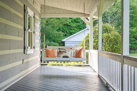 Exterior - 11720 Fox Hill Rd, Baxter, TN 38544 photo 6 of 23