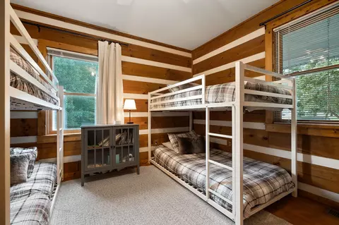 Bedroom - 11720 Fox Hill Rd, Baxter, TN 38544 photo 8 of 9