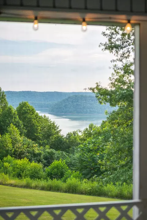 Exterior - 11720 Fox Hill Rd, Baxter, TN 38544 photo 10 of 23