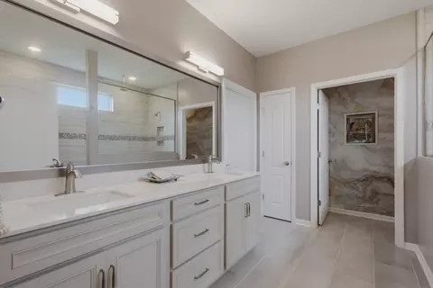 Bath - 2204 Henderson Dr, Spring Hill, TN 37174 photo 1 of 7