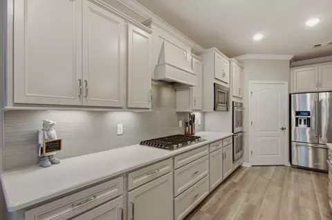 Kitchen - 2204 Henderson Dr, Spring Hill, TN 37174 photo 3 of 5