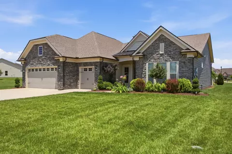 Exterior - 2204 Henderson Dr, Spring Hill, TN 37174 photo 4 of 16