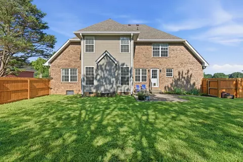 Exterior - 3085 Schoolside St, Murfreesboro, TN 37128 photo 6 of 8