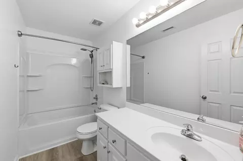 Bath - 3085 Schoolside St, Murfreesboro, TN 37128 photo 5 of 5