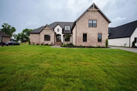 863 Harrisburg Ln, Mount Juliet, TN 37122