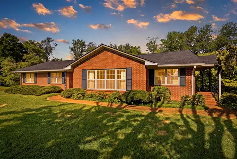 500 N Russell St N, Portland, TN 37148
