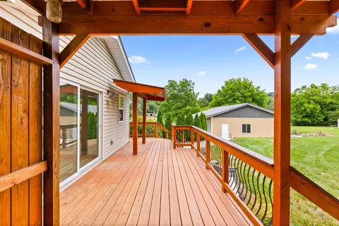 Exterior - 11134 London Ln, Apison, TN 37302 photo 12 of 12