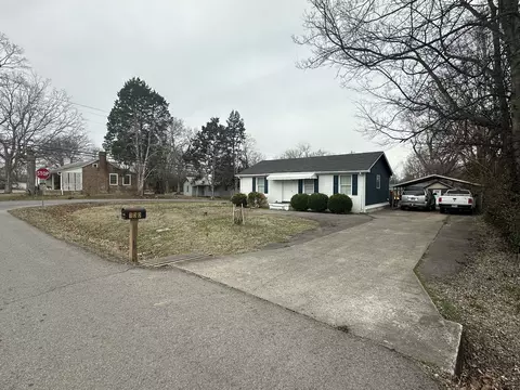130 E St, Clarksville, TN 37042