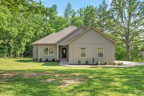 146 Rob Rd, Clarksville, TN 37040