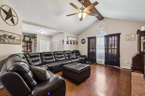 Other - 2075 Nikki Dr, Springfield, TN 37172 photo 3 of 10