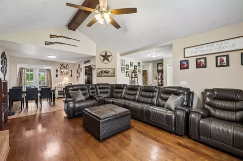 Other - 2075 Nikki Dr, Springfield, TN 37172 photo 4 of 10