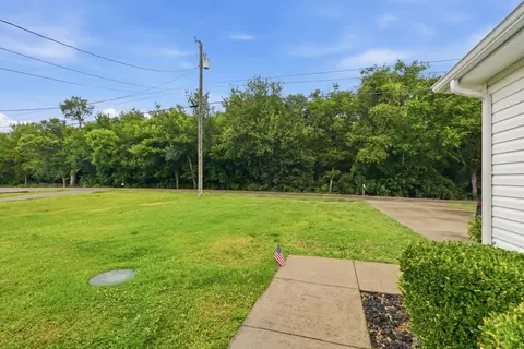 Exterior - 1569 Ringwald Rd, Murfreesboro, TN 37130 photo 7 of 9