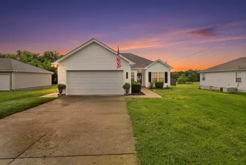 1569 Ringwald Rd, Murfreesboro, TN 37130