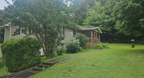 5231 Watkins Ford Rd, Southside, TN 37171
