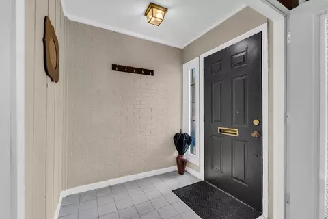 Entry Way - 25 E Bockman Way, Sparta, TN 38583 photo 2 of 3