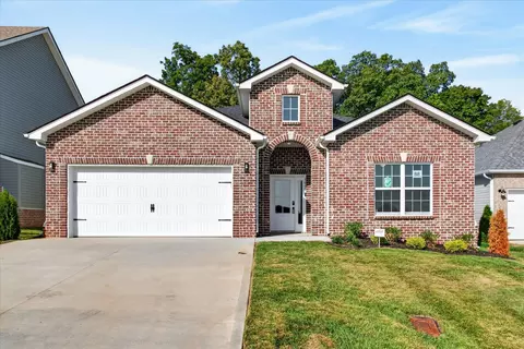1010 Vendue Ave, Clarksville, TN 37042