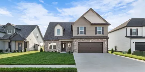 1018 Vendue Ave, Clarksville, TN 37042