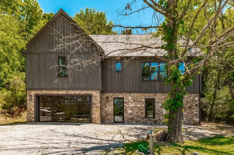 1506 Rock Springs Rd, Bethpage, TN 37022