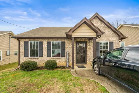 914 16th Ave E, Springfield, TN 37172