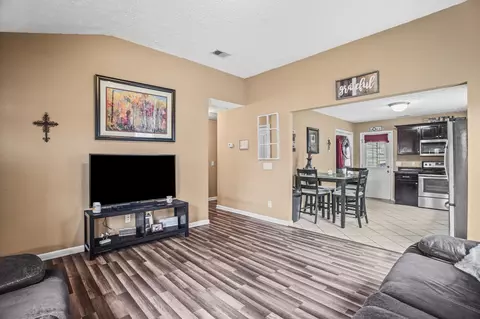 Other - 914 16th Ave E, Springfield, TN 37172 photo 4 of 12
