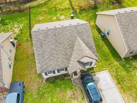 View/Area - 914 16th Ave E, Springfield, TN 37172 photo 1 of 9