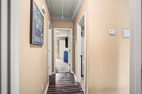 Entry Way - 914 16th Ave E, Springfield, TN 37172 photo 3 of 3