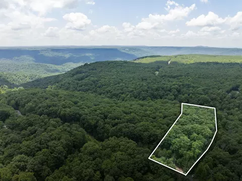 19 Quail Ln, Spencer, TN 38585