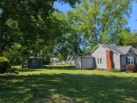 905 Nicholson St, Decherd, TN 37324 photo 21