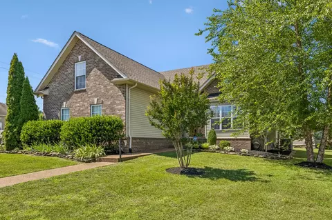 7010 Nickalus Way, Spring Hill, TN 37174
