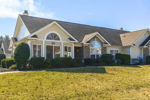 825 Browns Ln #2004, Gallatin, TN 37066