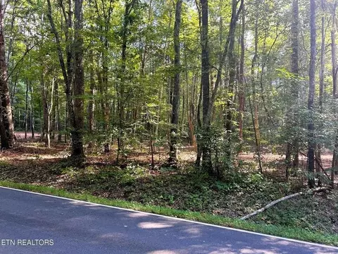 5 Pleasant Hill Rd, Ten Mile, TN 37880
