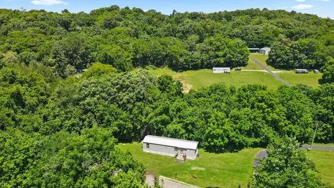 2219 Mack Benderman Rd # B, Culleoka, TN 38451