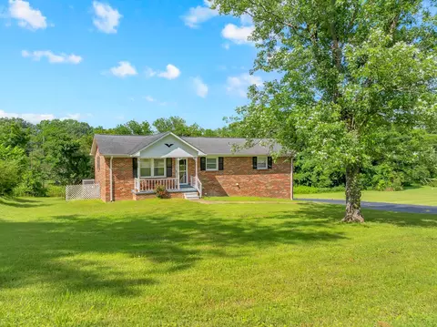 308 Lake Dr, Columbia, TN 38401