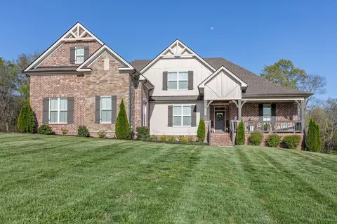1070 Hideaway Rd, Columbia, TN 38401