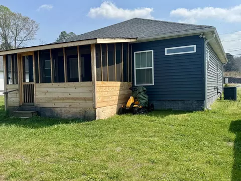 Exterior - 1663 Welcome Valley Rd, Benton, TN 37307 photo 2 of 4