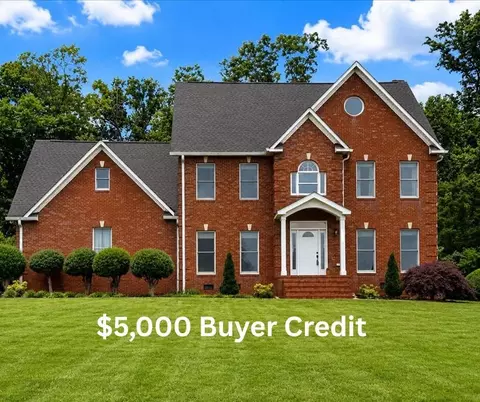 2832 Kensington St, Athens, TN 37303