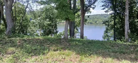 2061 Mockingbird Ln, Loudon, TN 37774