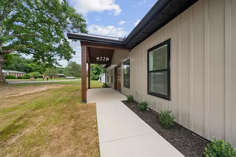 Exterior - 701 Oak Grove Rd, Goodspring, TN 38460 photo 5 of 5