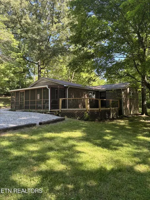 112 Tanasi Ln, Andersonville, TN 37705