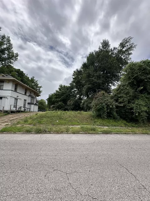 1161 Linden Ave, Memphis, TN 38104