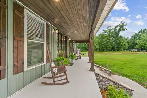 217 Rockhouse Rd, Hohenwald, TN 38462