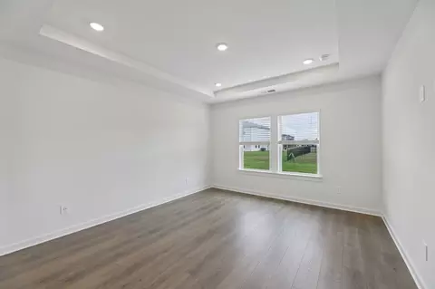 Living - 3711 Wiregrass Ct, Rockvale, TN 37153 photo 4 of 4