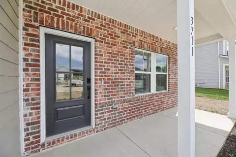 Exterior - 3711 Wiregrass Ct, Rockvale, TN 37153 photo 5 of 10