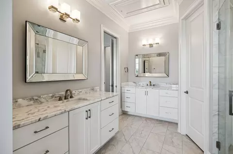 Bath - 171 Front St, Franklin, TN 37064 photo 6 of 7