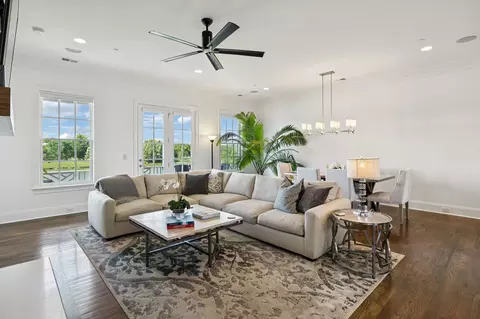 Living - 171 Front St, Franklin, TN 37064 photo 4 of 10