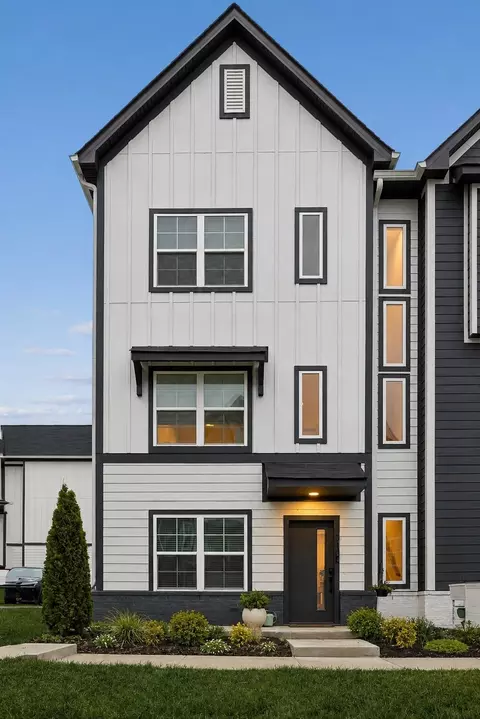 700 N Dupont Ave #310, Madison, TN 37115