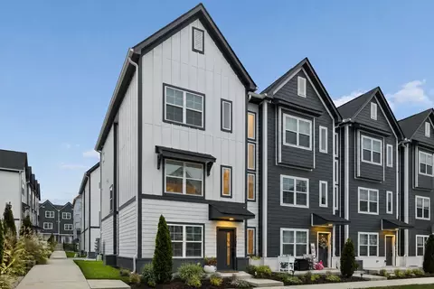 700 N Dupont Ave #310, Madison, TN 37115