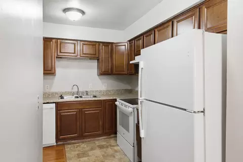 323 Forest Park Rd #7-5, Madison, TN 37115